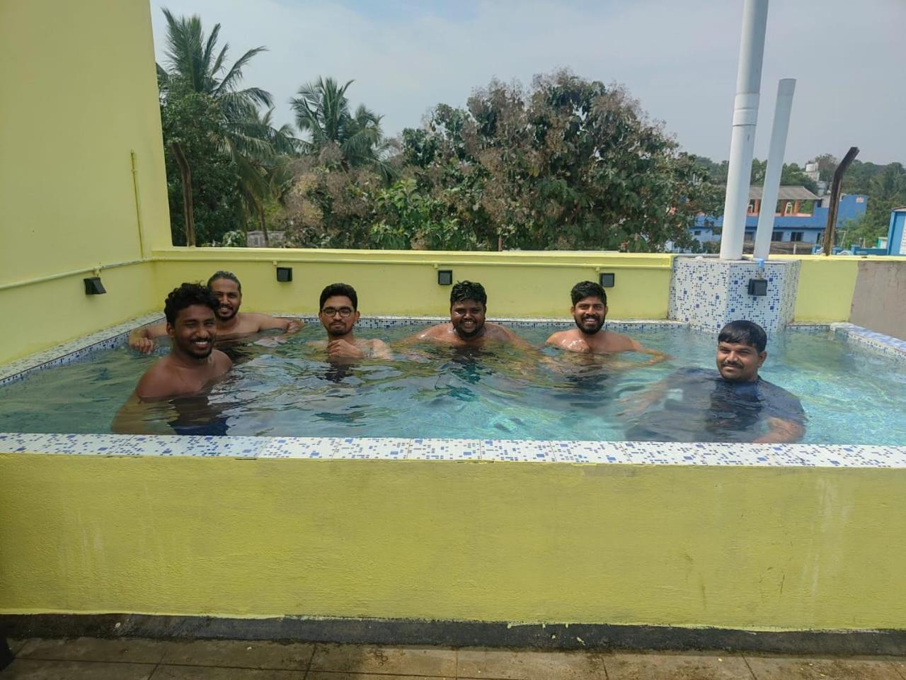 Eagle Nest Residency Hotel Kottakuppam Exterior photo